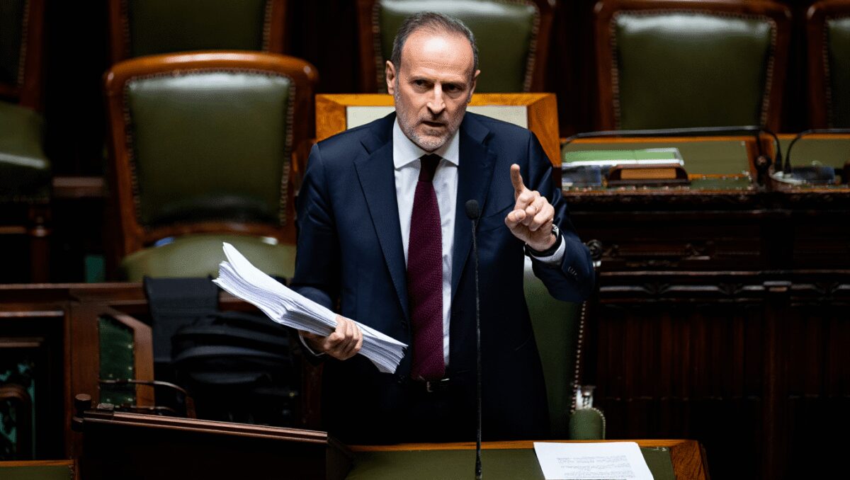 Crosetto: 'Accordi mai in discussione in 75 anni, non siamo in guerra'