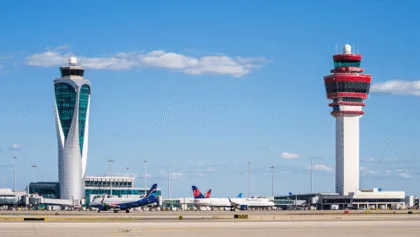 Il futuro degli aeroporti: «Fusioni non necessarie, servono sistemi integrati»