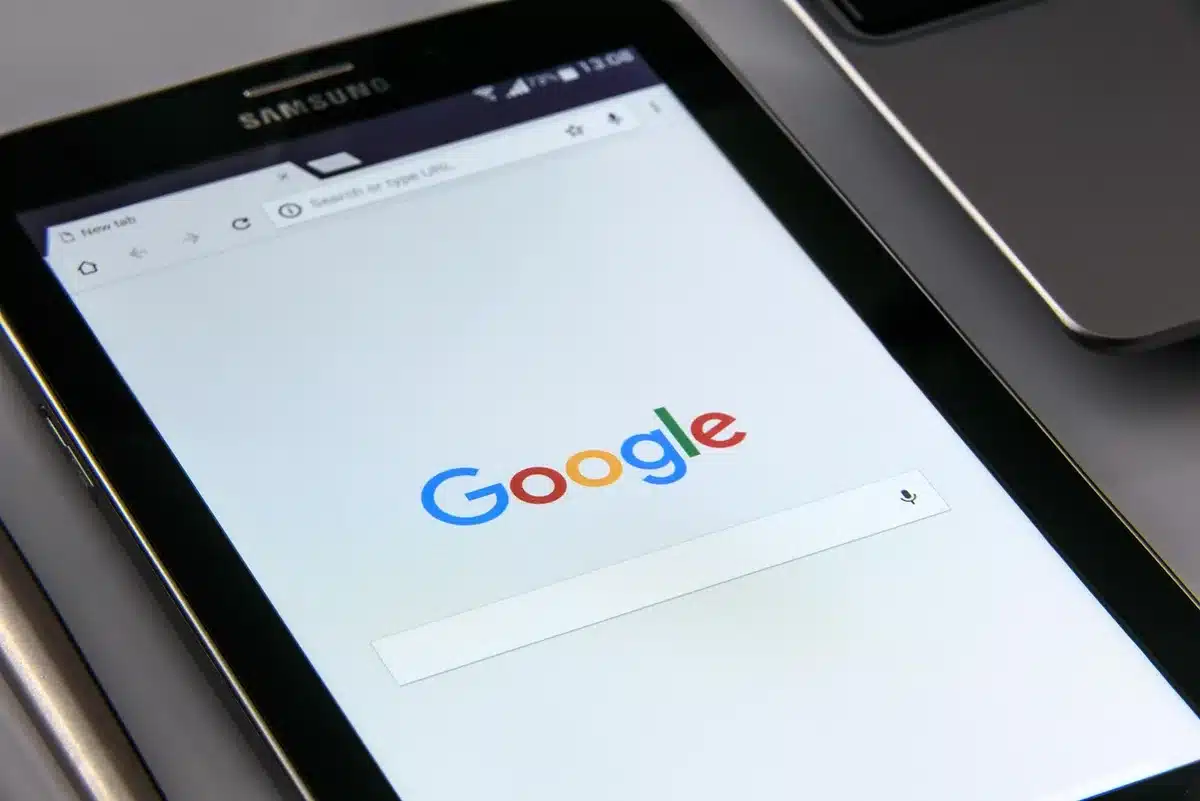 Pagina articolo mobile ottimizzata per Google Discover
