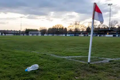 Giudice sportivo annuncia verdetti: promozioni e penalità che spostano la classifica